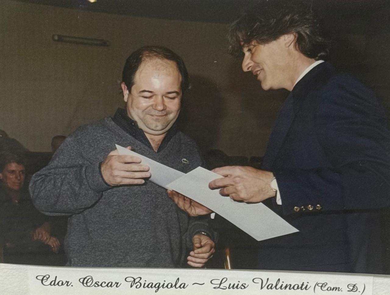 Cdor. Oscar Biagiola — Luis Valinoti (Comisión Directiva)